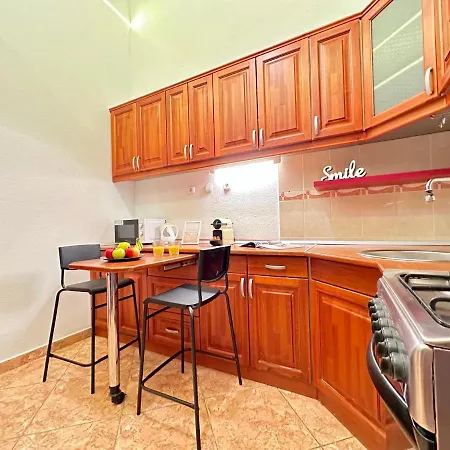 Elizabeth's Treasure Deluxe Budapest